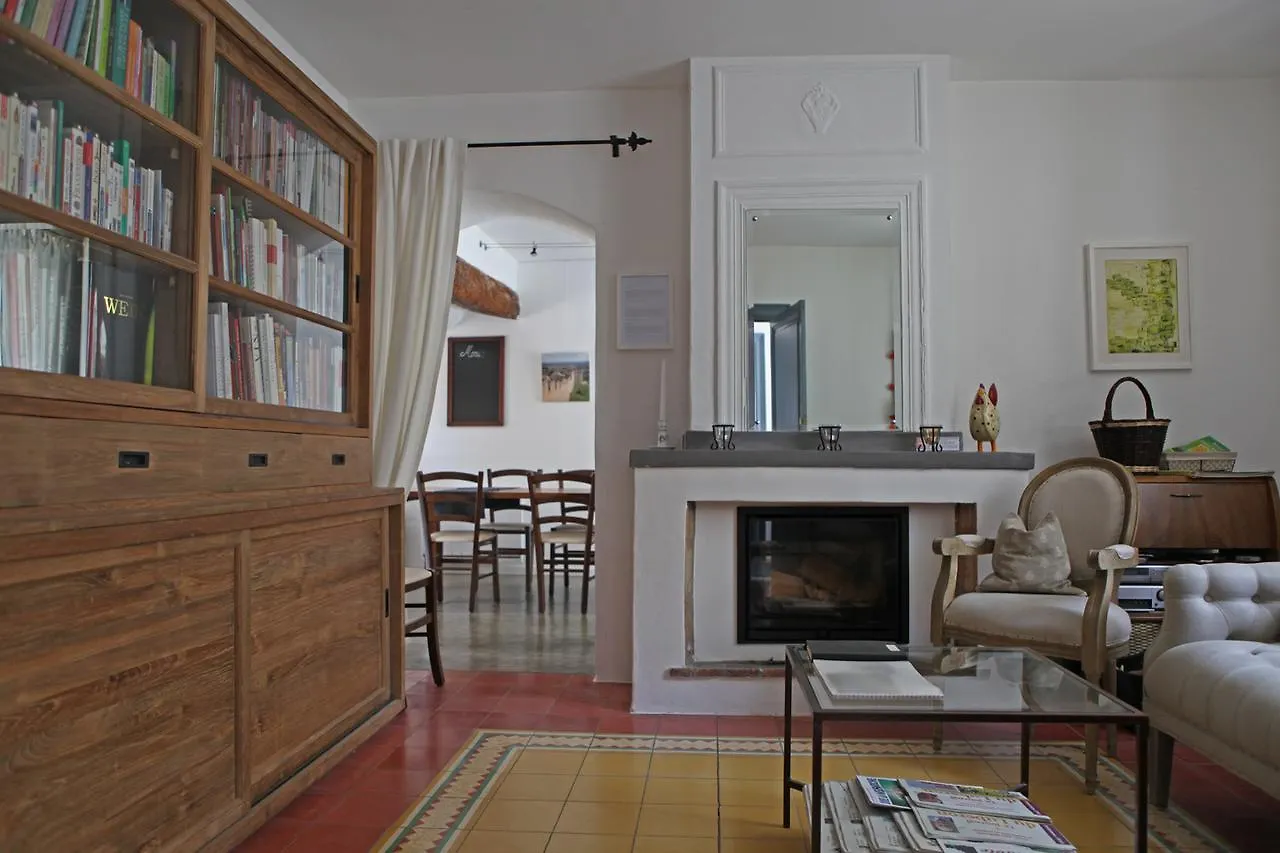 Villa Velleron Couette-café
